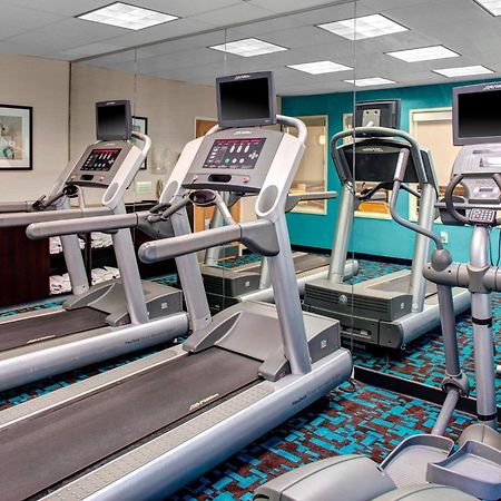 Fairfield Inn And Suites By Marriott Emporia I-95 Extérieur photo