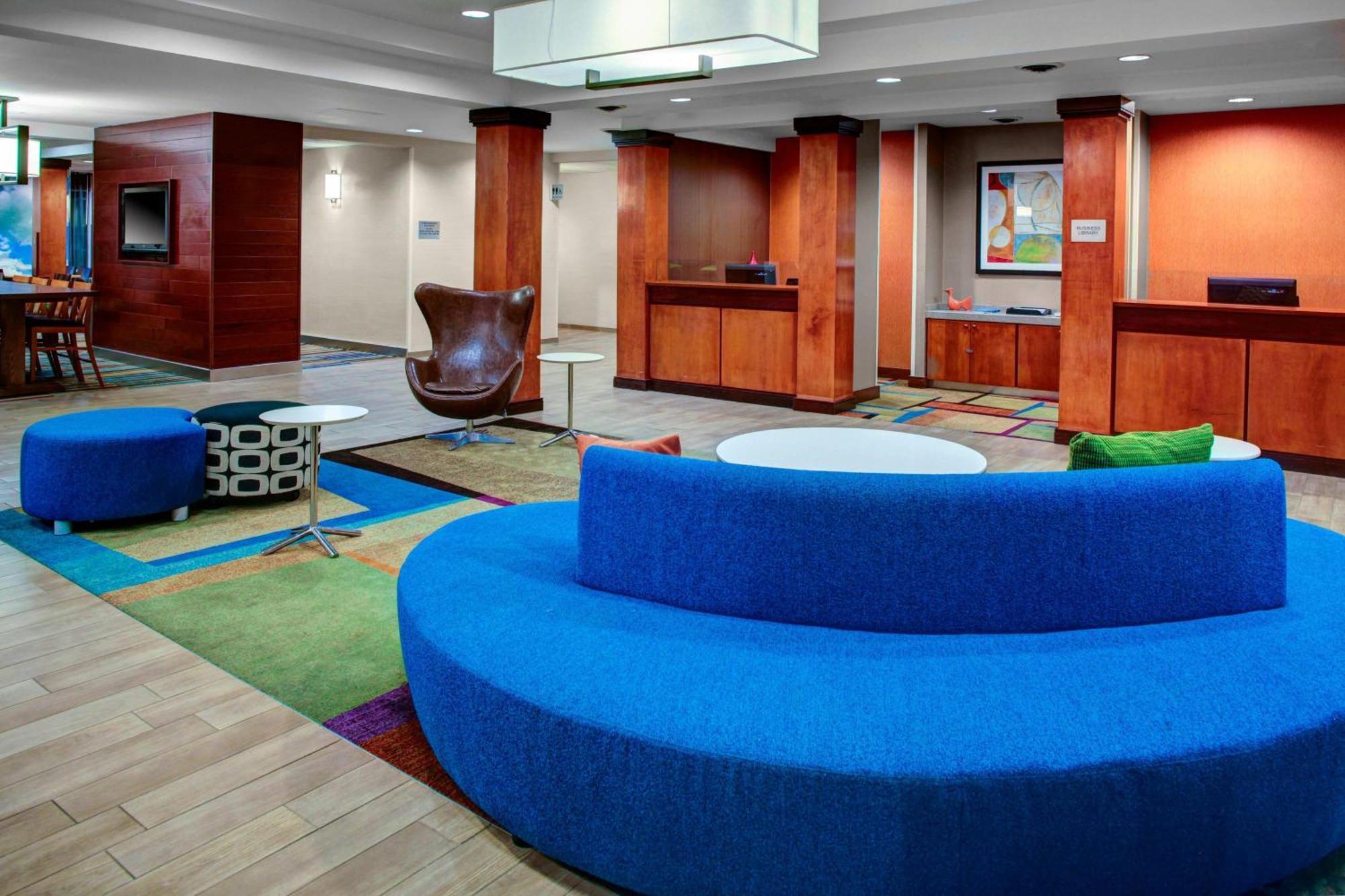 Fairfield Inn And Suites By Marriott Emporia I-95 Extérieur photo