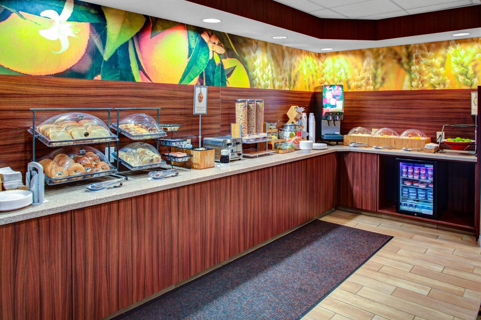Fairfield Inn And Suites By Marriott Emporia I-95 Extérieur photo