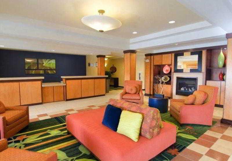 Fairfield Inn And Suites By Marriott Emporia I-95 Extérieur photo